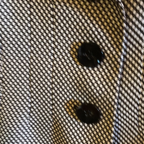 Blazer - Picture 3 of 4